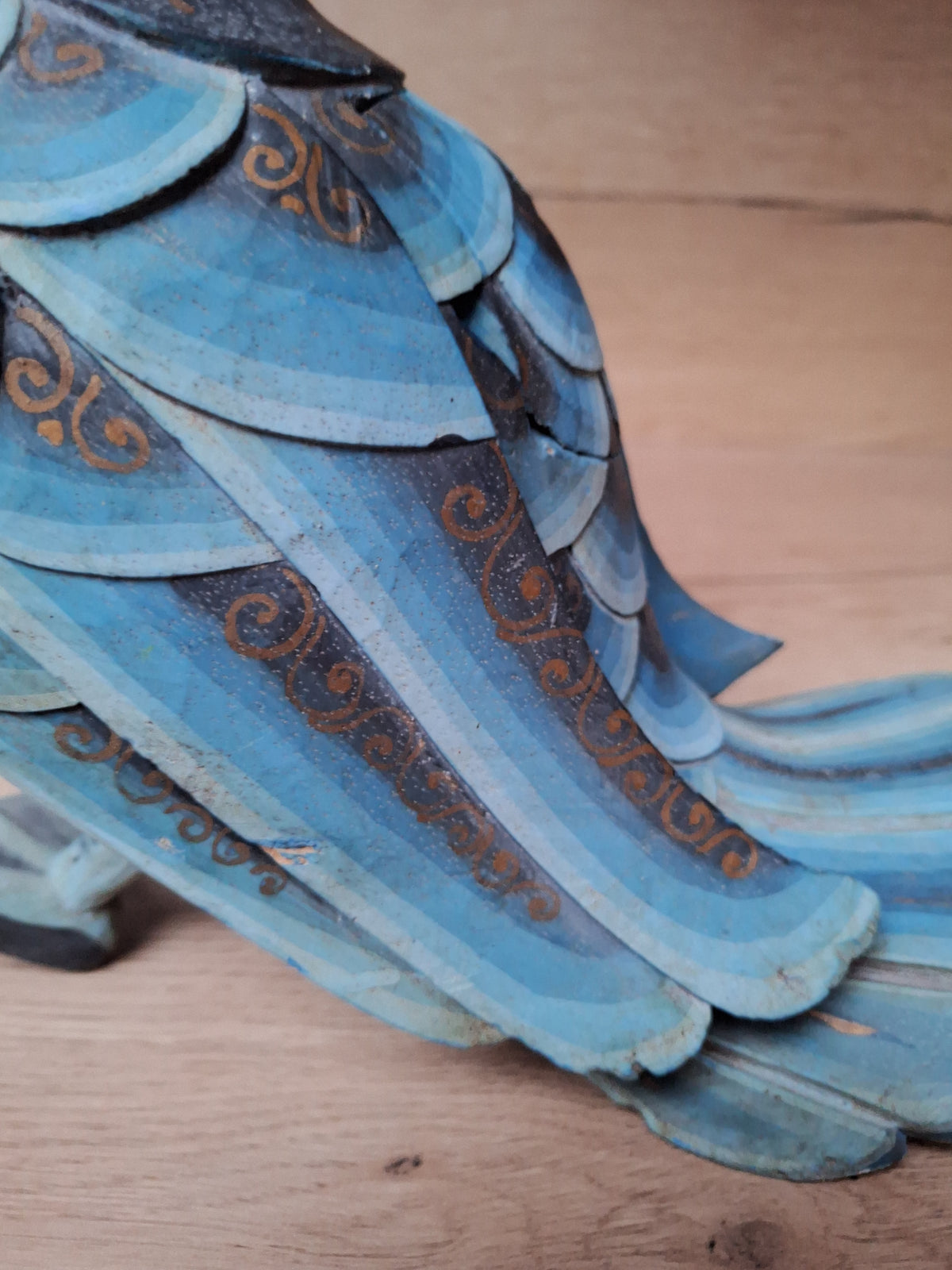 Statue Paon Balinais Vintage en Bois Polychrome - Gardien de Temple Indonésien Sculpté Main - Art Folklorique d'Asie - 33cm