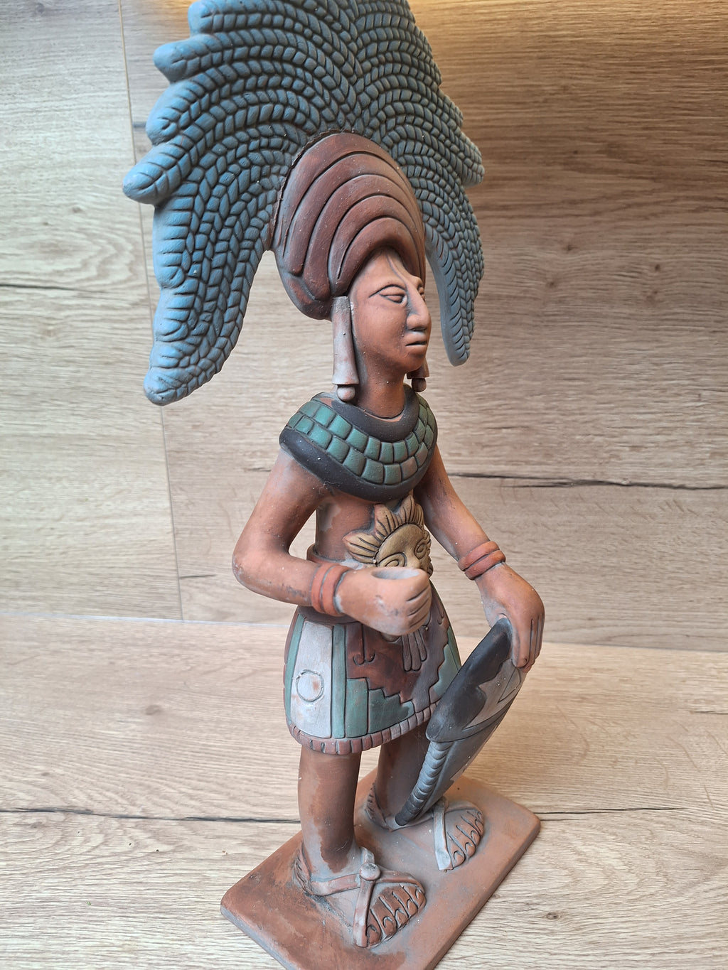 Grand Guerrier Maya – Statuette Mexicaine Polychrome – 41 cm – Art Précolombien