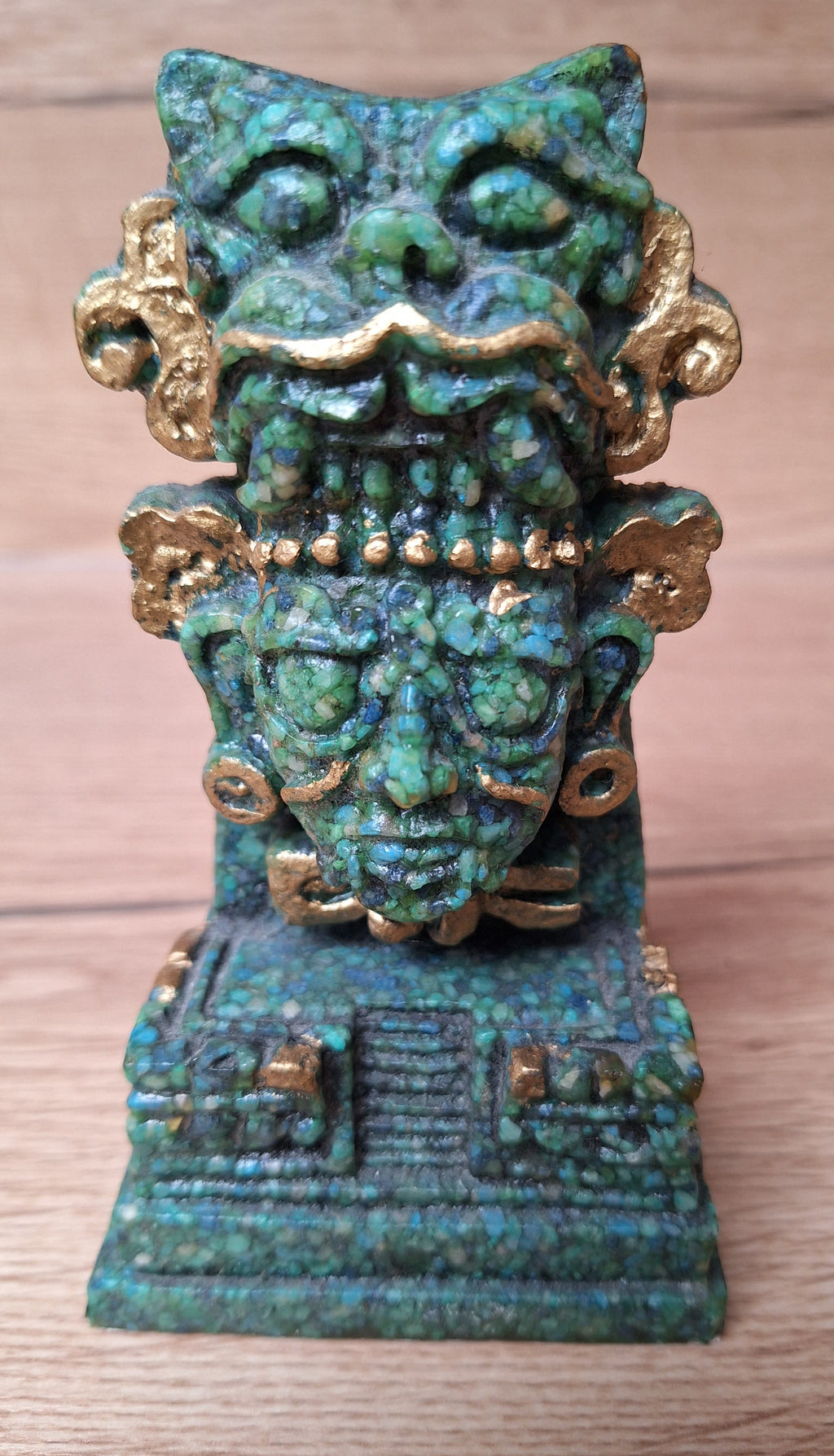 Sculpture en malachite – Figure précolombienne au félin – Mexique – 13 cm