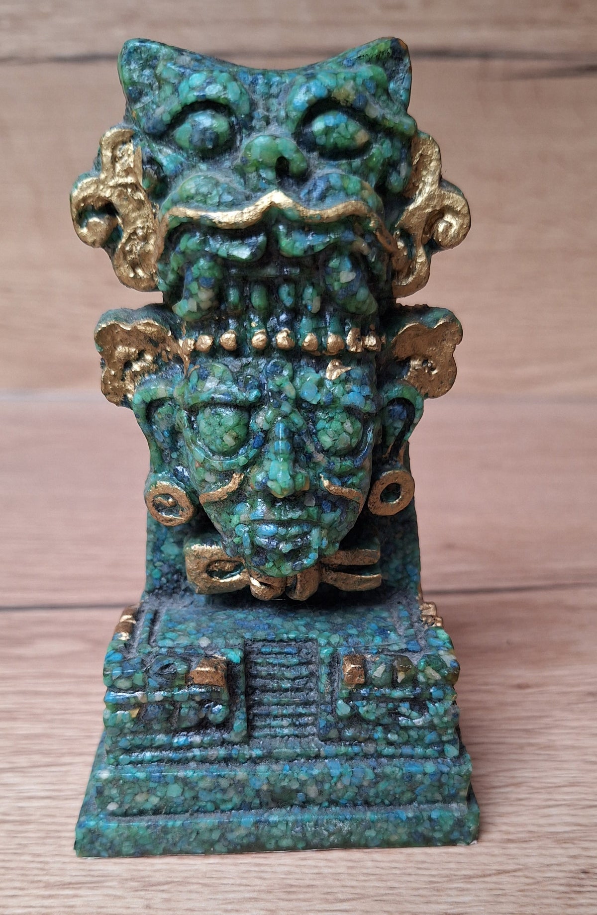 Sculpture en malachite – Figure précolombienne au félin – Mexique – 13 cm