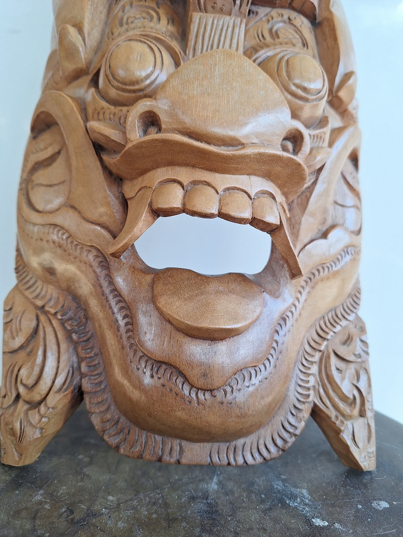 Masque ethnique Indonésien en bois sculpté, Masque Barong, Bali, Indonésie