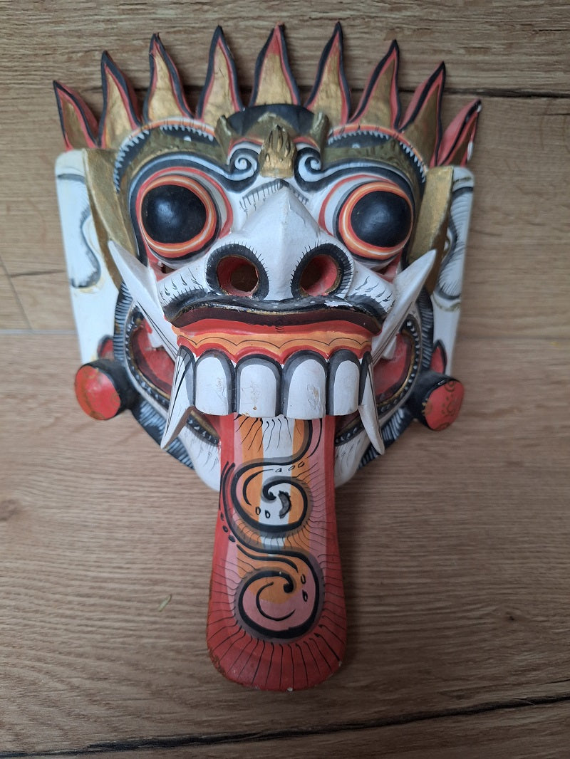 Masque en bois mural flamme feu rouge Bali Barong, Rangda Balinais, Indonésie.