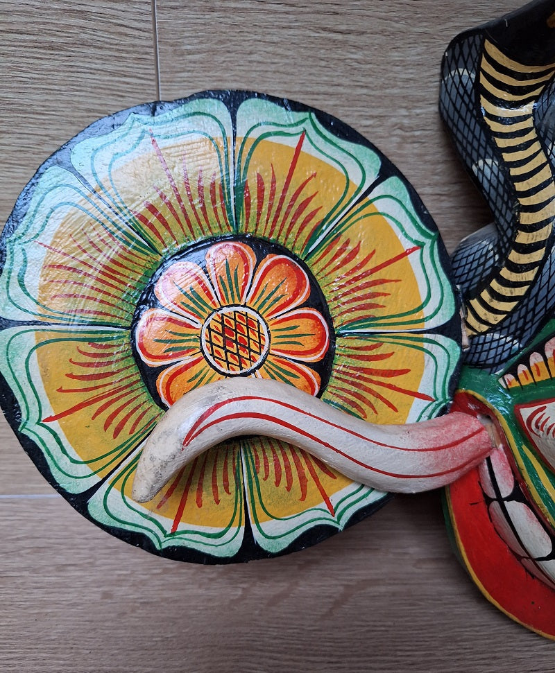 Grand masque Naga Raksha – Démon Cobra – Bois sculpté peint – Sri Lanka – 50 cm