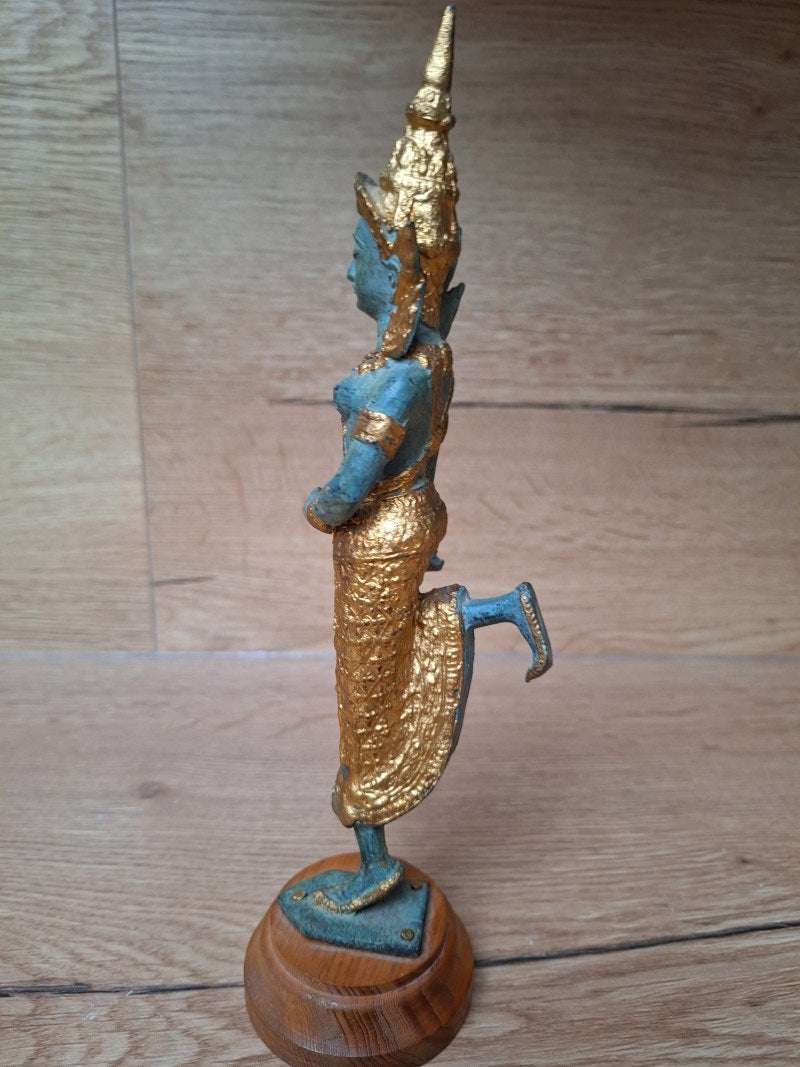 Danseuse Apsara thaïlandaise en bronze patiné et doré – Thaïlande – 25 cm
