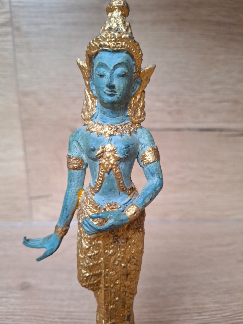 Danseuse Apsara thaïlandaise en bronze patiné et doré – Thaïlande – 25 cm