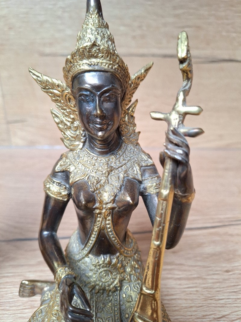 Couple de musiciennes célestes thaïlandaises – Bronze et laiton doré – Gandharvas – 18 cm