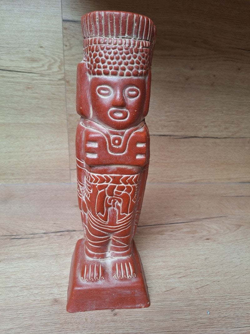 Guerrier Atlante de Tula en terre cuite – Sculpture Toltèque – Mexique – 35 cm