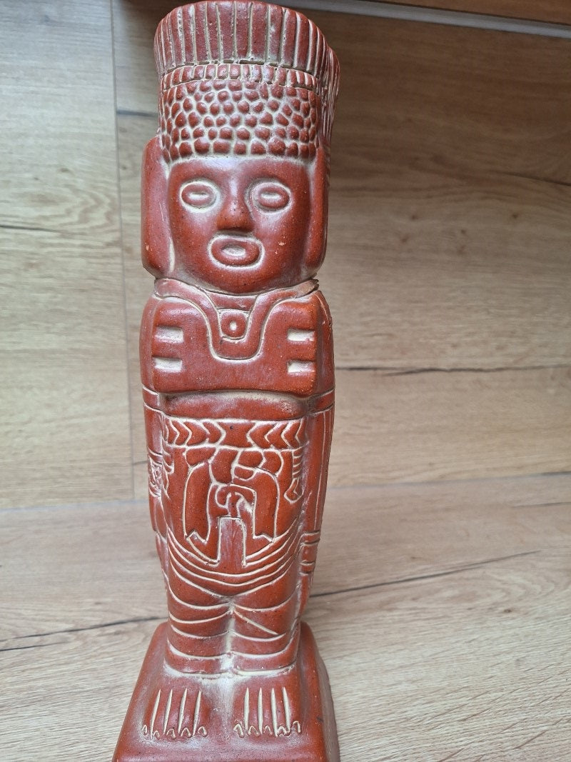Guerrier Atlante de Tula en terre cuite – Sculpture Toltèque – Mexique – 35 cm