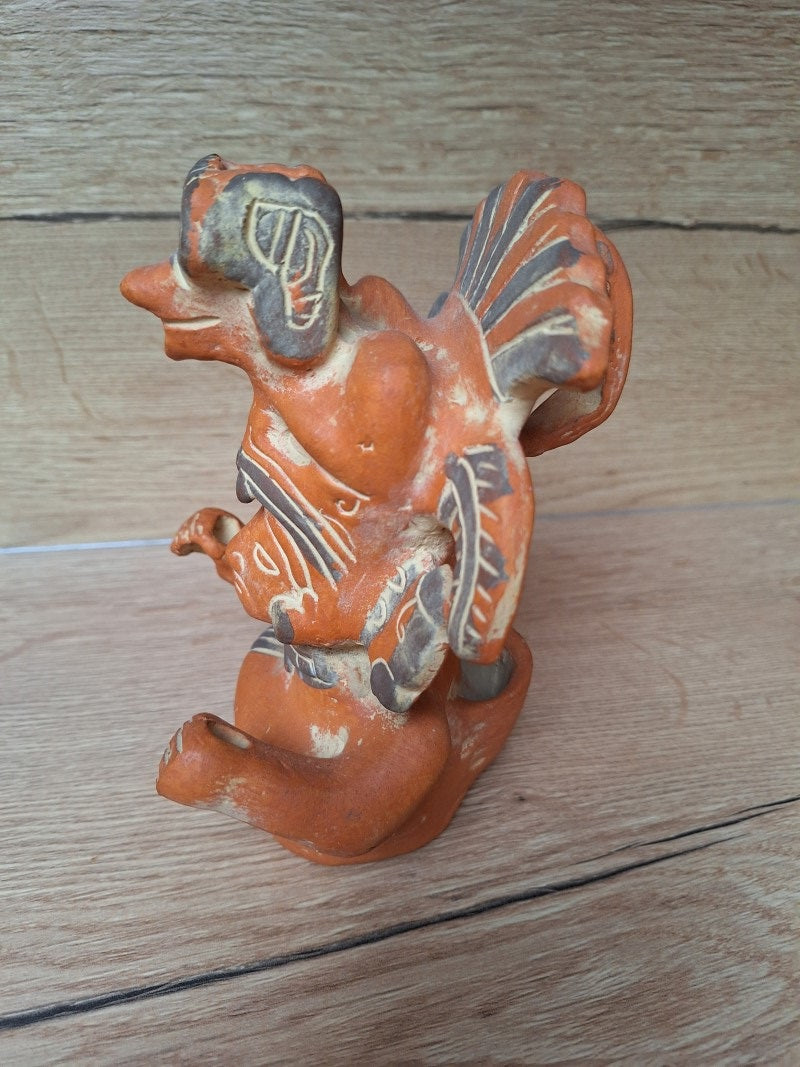 Statuette de chef guerrier – Art précolombien d’inspiration zapotèque – Terre cuite polychrome