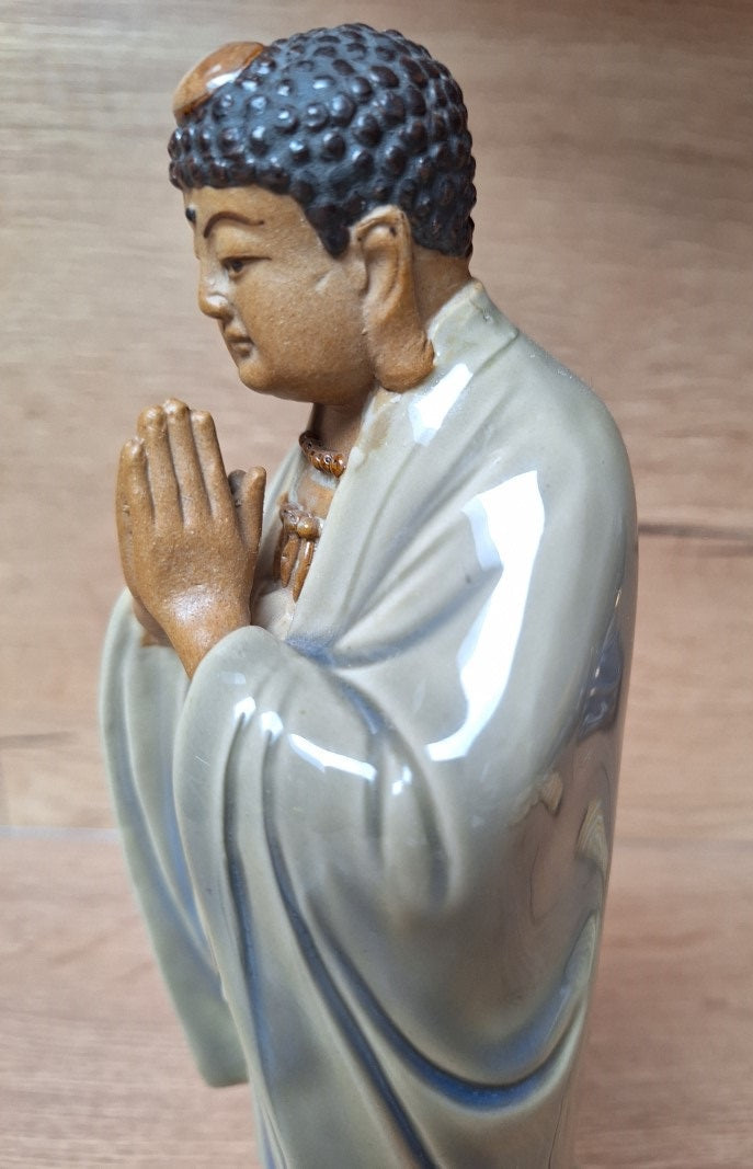 Statue de Bouddha en prière Anjali Mudra – Céramique émaillée vintage, Asie