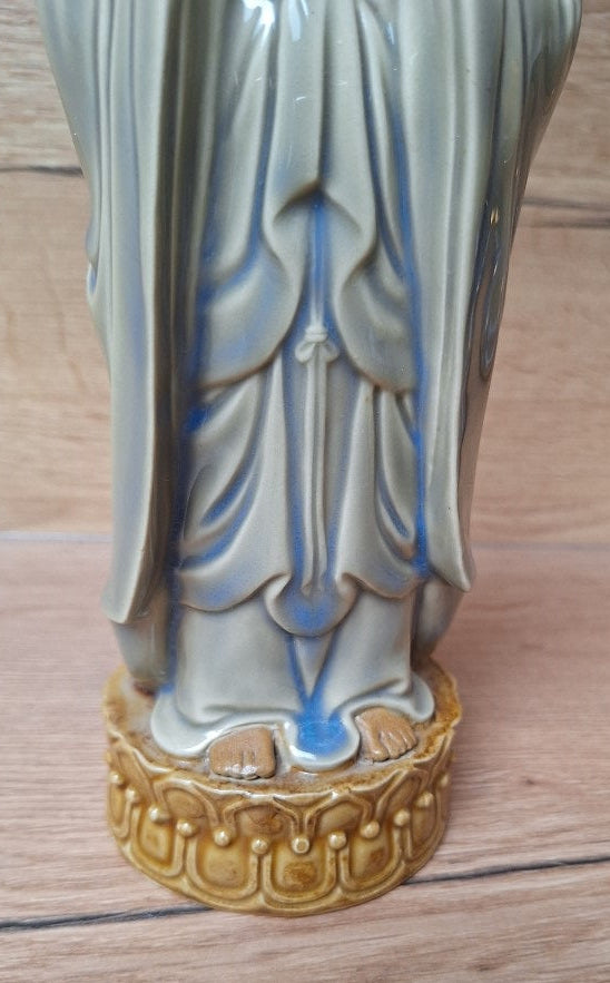 Statue de Bouddha en prière Anjali Mudra – Céramique émaillée vintage, Asie