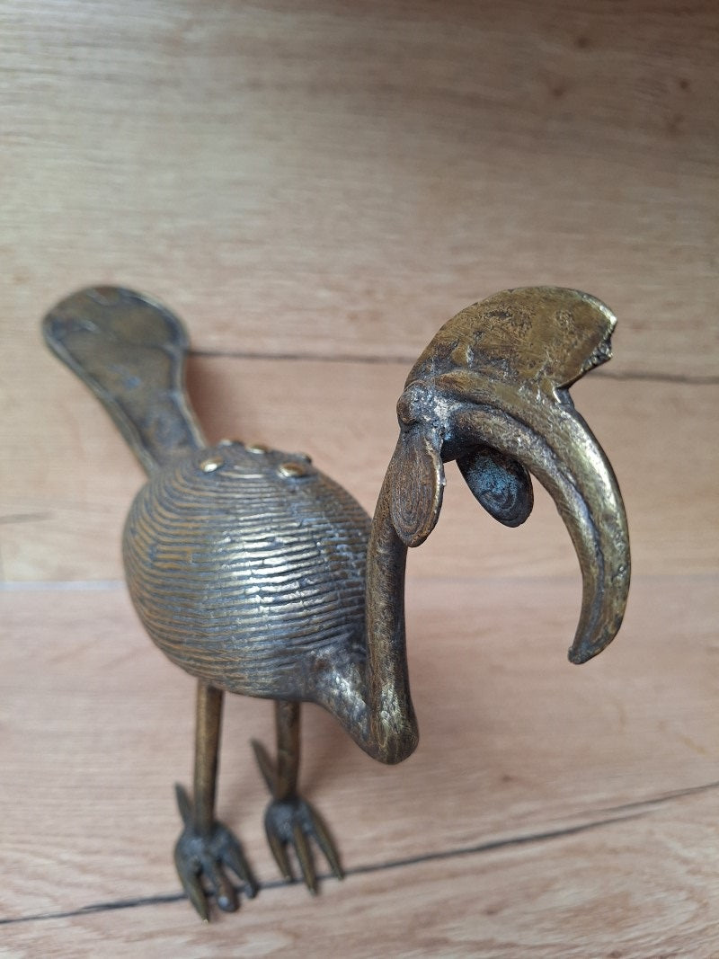 Grand calao africain en bronze ancien – Sculpture tribale Akan / Ashanti – 1,2 kg