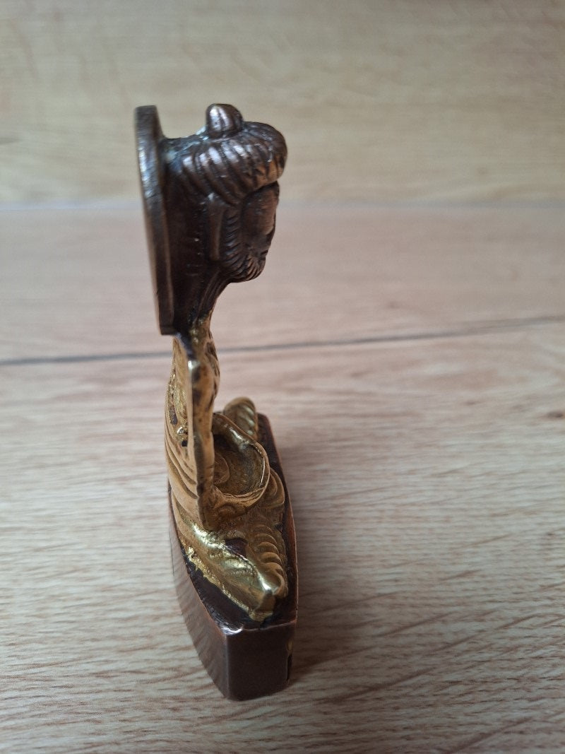 Rare Bouddha ascète en bronze doré – Siddhartha avant l'Éveil – Art bouddhique, Asie