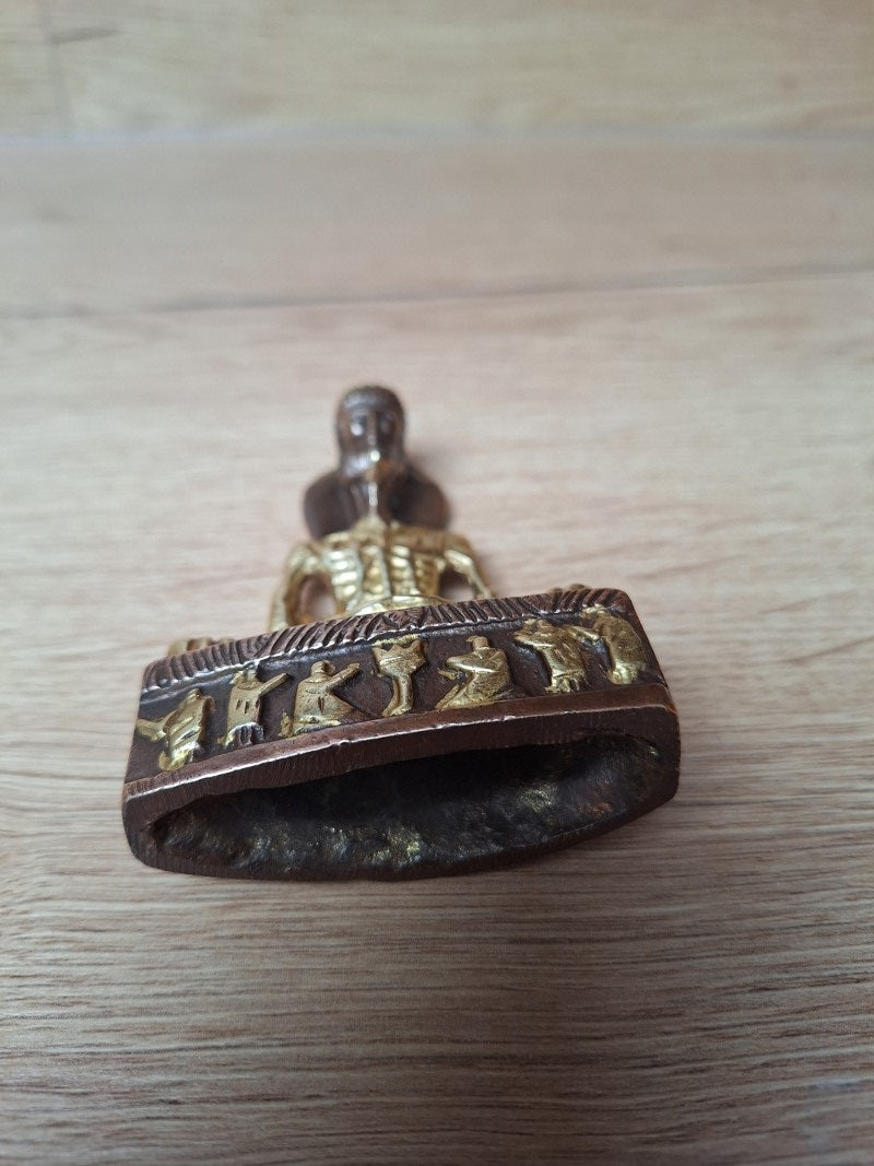 Rare Bouddha ascète en bronze doré – Siddhartha avant l'Éveil – Art bouddhique, Asie
