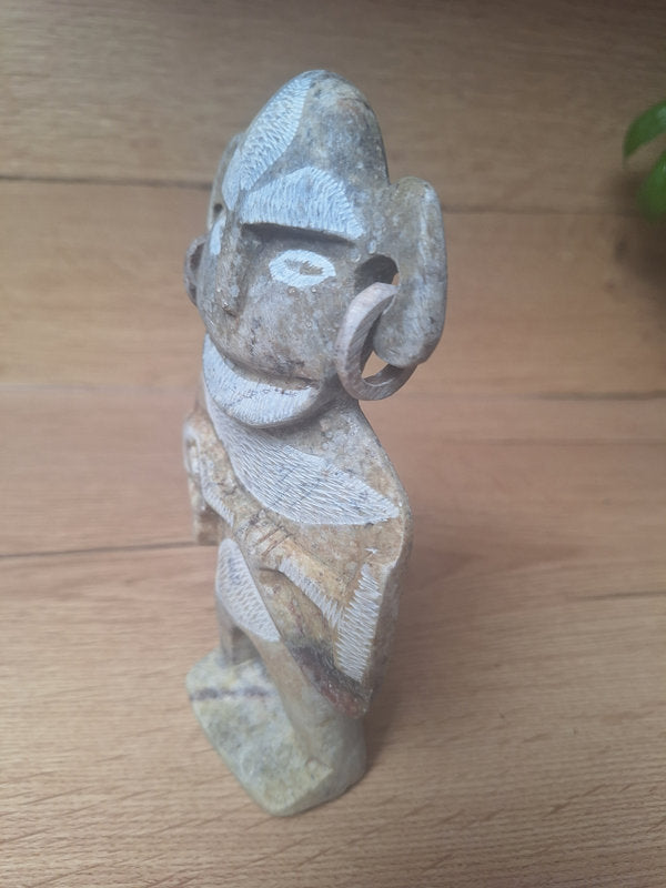 Statuette Mbigou en pierre tendre – Sculpture artisanale du Gabon – Art africain