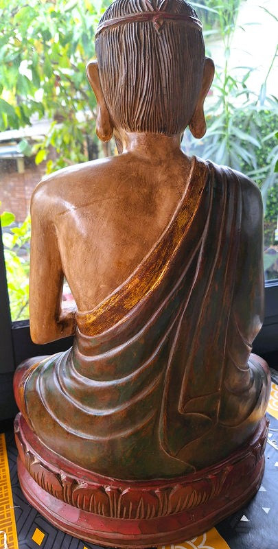 Grande statue en bois massif – Sage asiatique méditant – sculpture artisanale ancienne – 61 cm