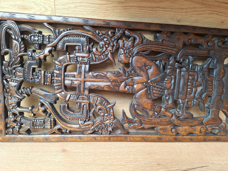 Panneau Maya sculpté – Couvercle du sarcophage du roi Pakal – Palenque – 63 × 31 cm