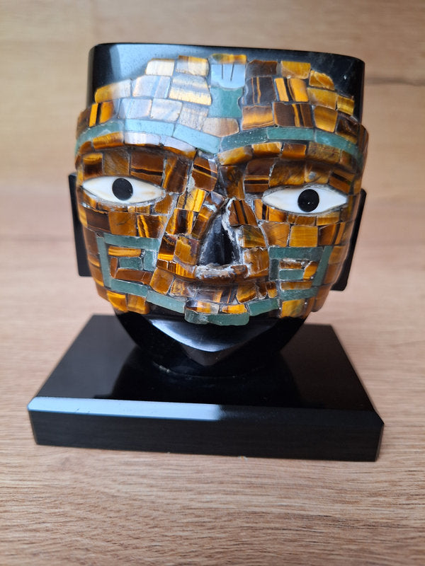 Buste mexicain en obsidienne & mosaïque de pierres – Style Mixtèque/Aztèque