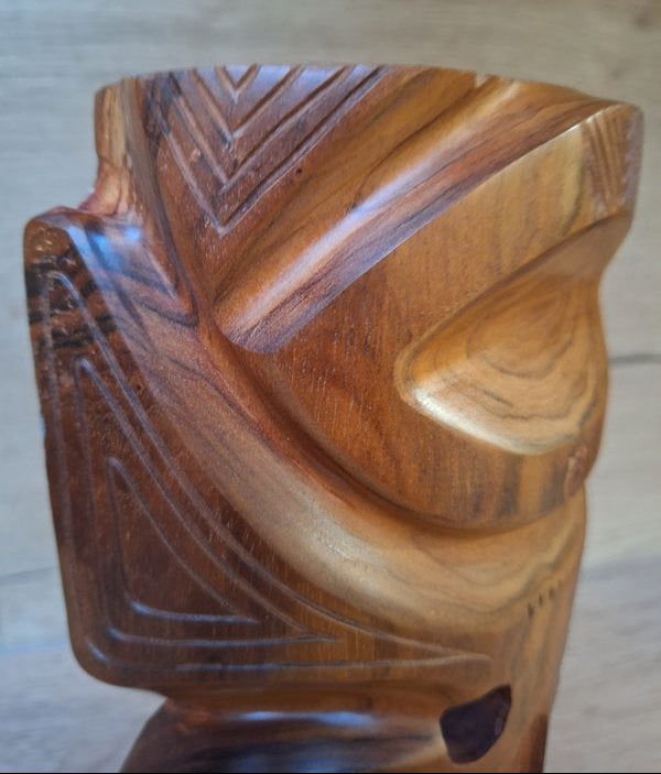 Masque Tiki en bois sculpté – Artisanat indonésien – Inspiration océanienne – 27 cm