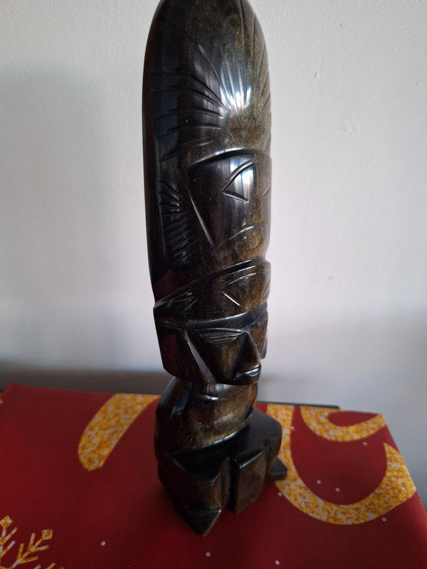 Sculpture en obsidienne – Dignitaire mésoaméricain – Mexique – 21,5 cm