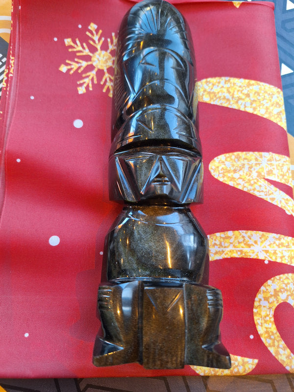 Sculpture en obsidienne – Dignitaire mésoaméricain – Mexique – 21,5 cm