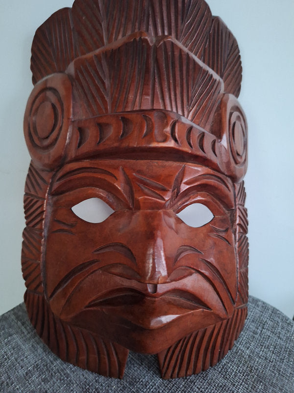 Masque guatémaltèque en bois sculpté – Inspiration Maya – Artisanat traditionnel – 25 cm