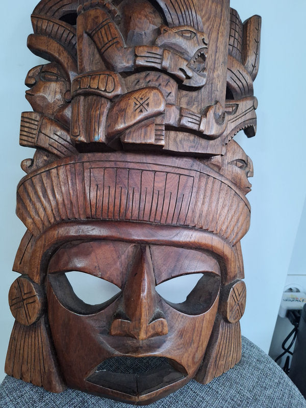 Grand masque mexicain en bois sculpté – Coiffe Jaguar cérémonielle – Inspiration Maya & Aztèque – 40 cm