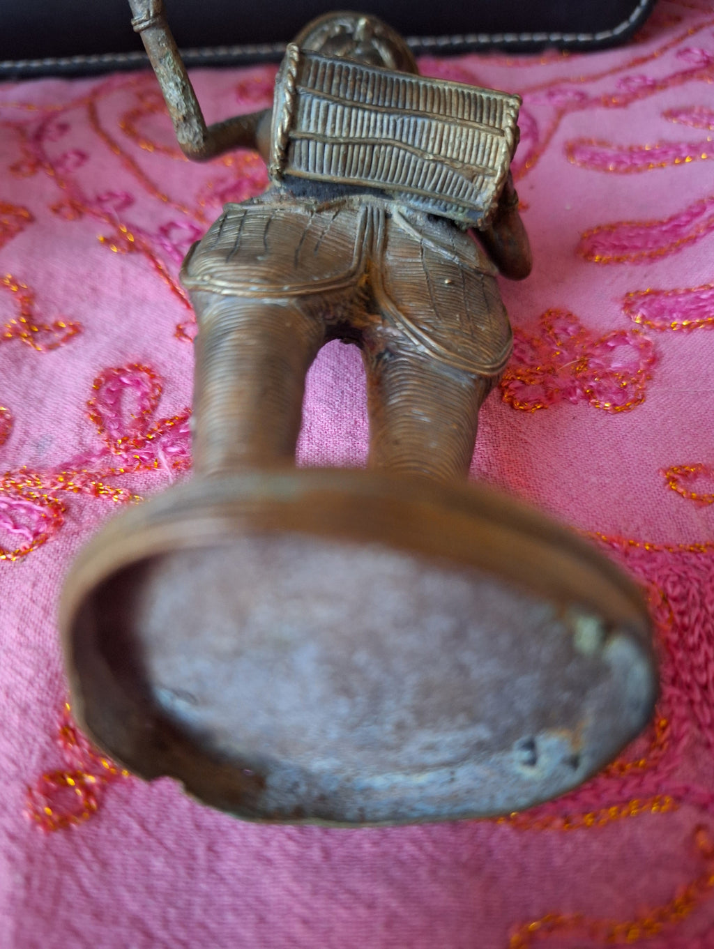 Statuette Bastar en laiton, Art Tribal Dokra, musicien. art tribal Inde.