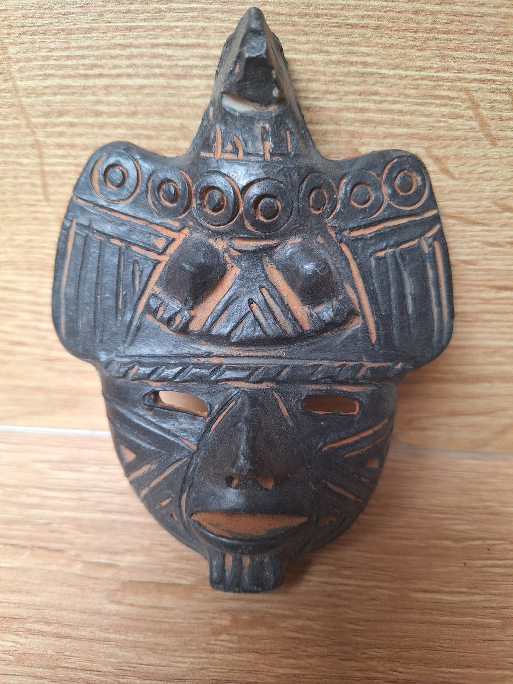 Lot de 5 Mini-Masques Artisanaux en Terre Cuite – Style Précolombien Mexicain – Mexique