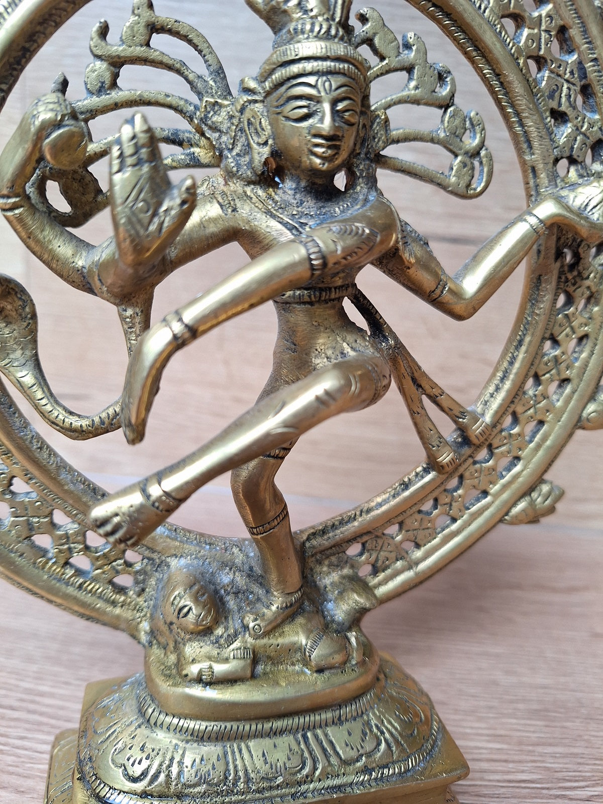 Shiva Nataraja en bronze/laiton – Dieu hindou de la danse cosmique – Inde – 24 cm