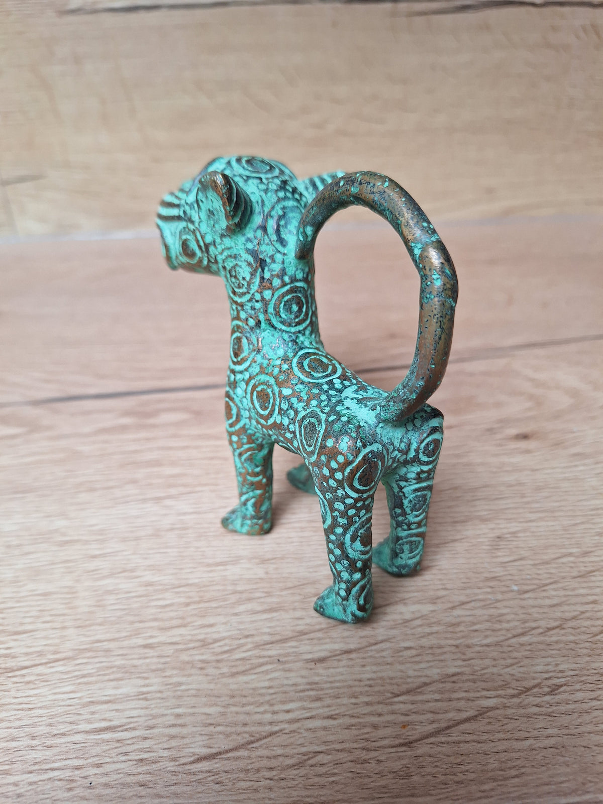 Léopard du Bénin en bronze – Sculpture africaine – Art du Royaume du Bénin