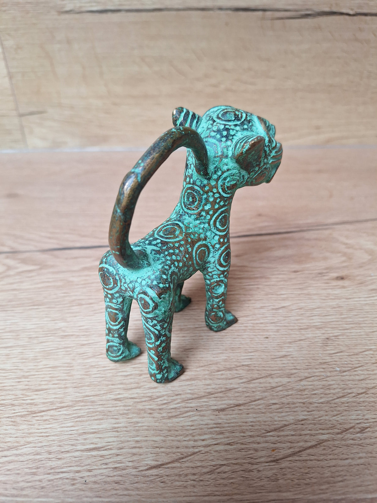 Léopard du Bénin en bronze – Sculpture africaine – Art du Royaume du Bénin