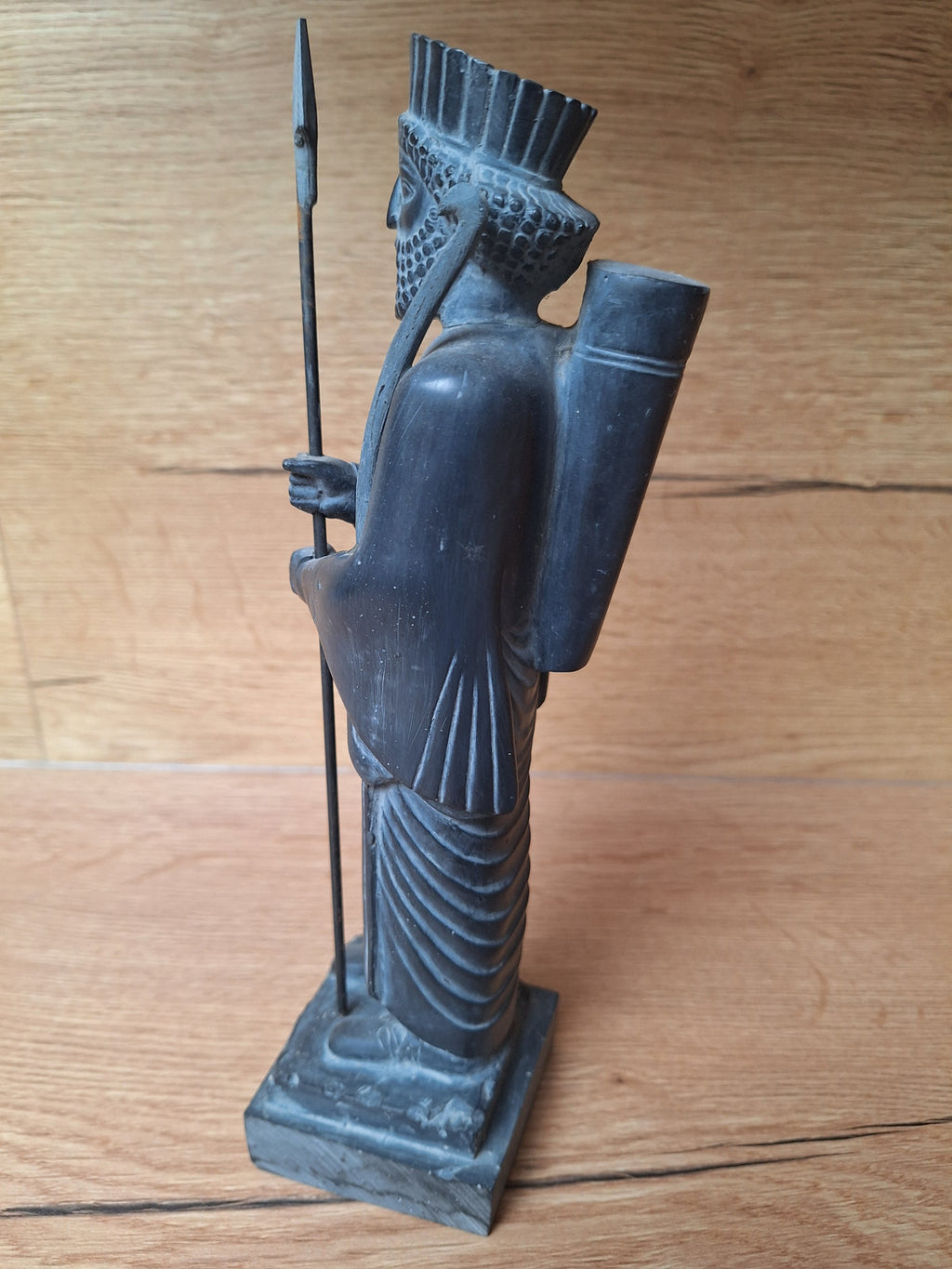 Statue de garde perse de Persépolis – Reproduction SAFIR – Art achéménide – 27 cm