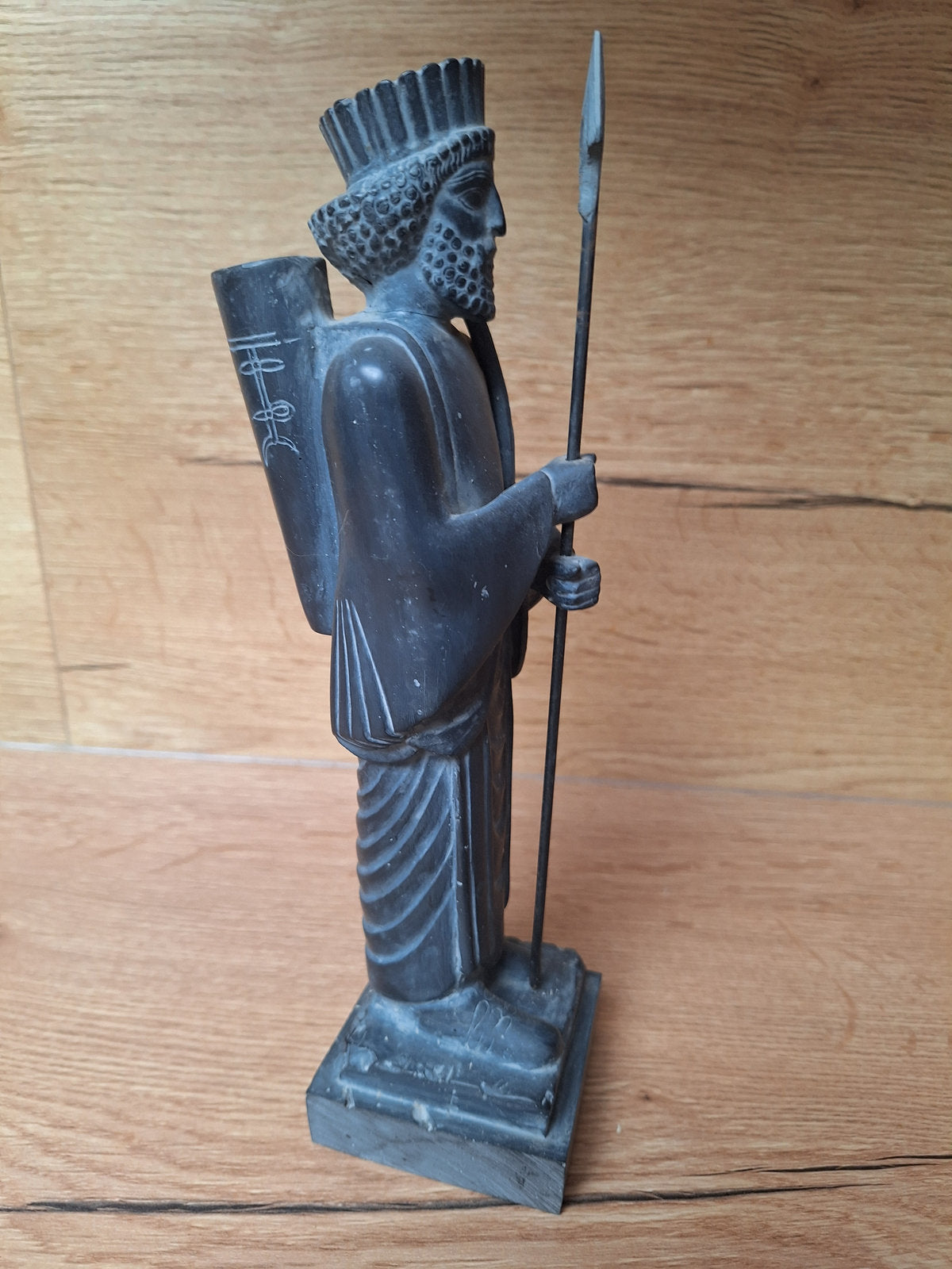 Statue de garde perse de Persépolis – Reproduction SAFIR – Art achéménide – 27 cm