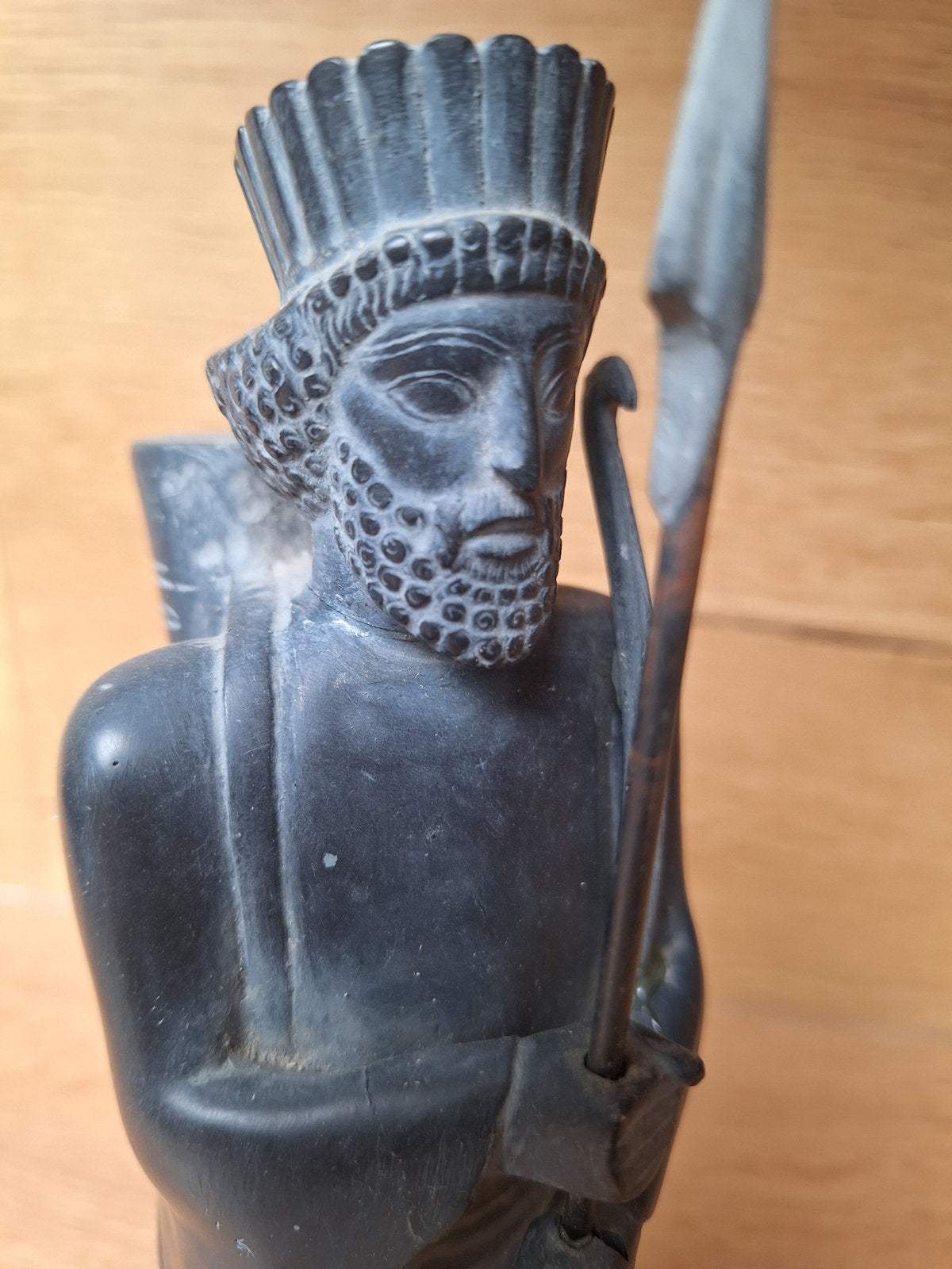 Statue de garde perse de Persépolis – Reproduction SAFIR – Art achéménide – 27 cm