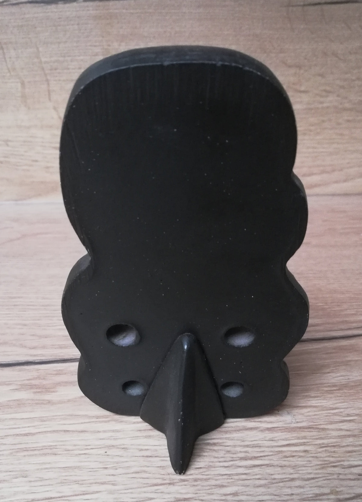 Petite statuette Tiki Māori – Incrustations de pāua – Nouvelle-Zélande – 8 cm