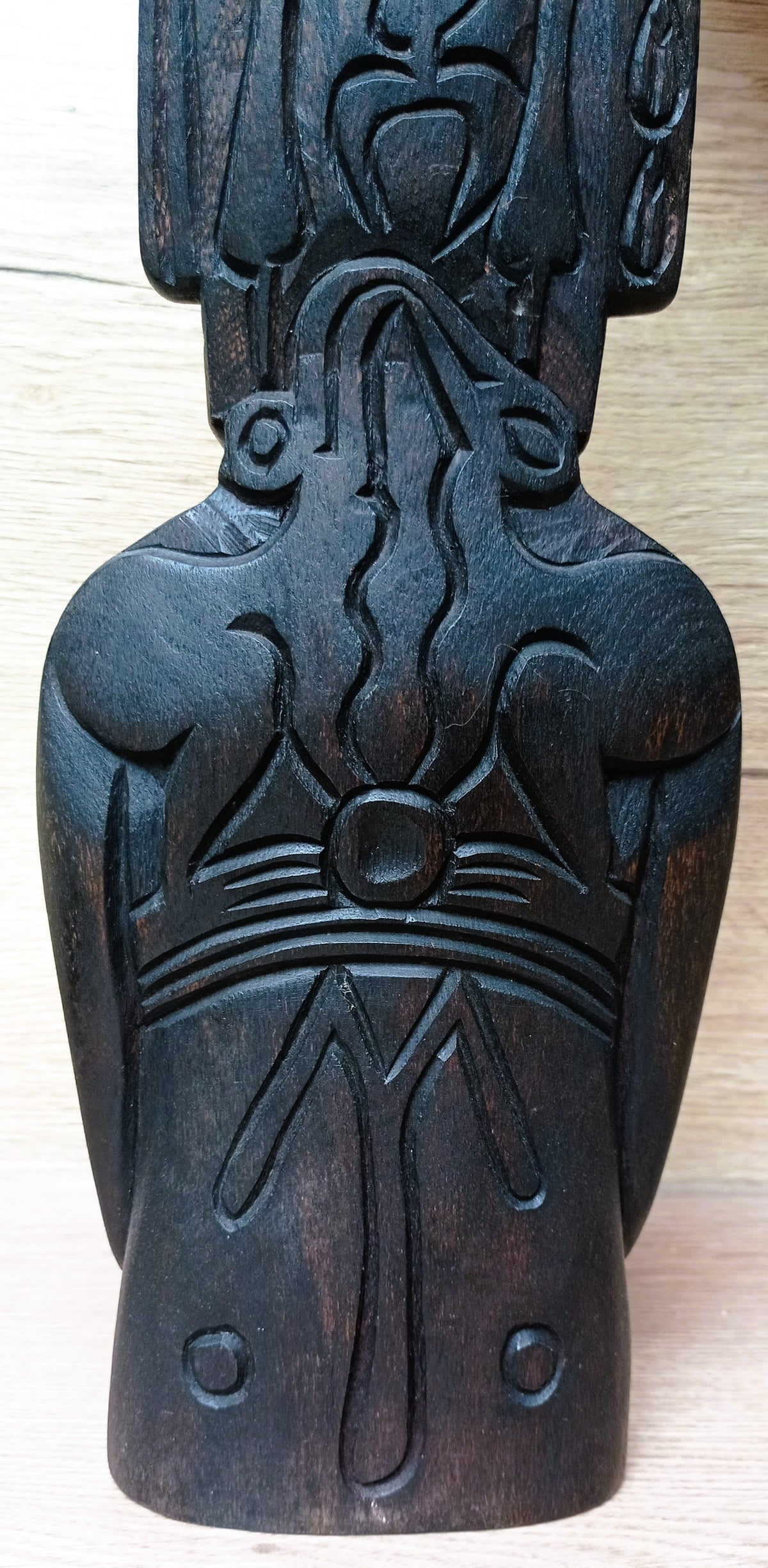 Grand Moaï de Rapa Nui avec Pukao – Bois sculpté et gravé – Île de Pâques – 40 cm