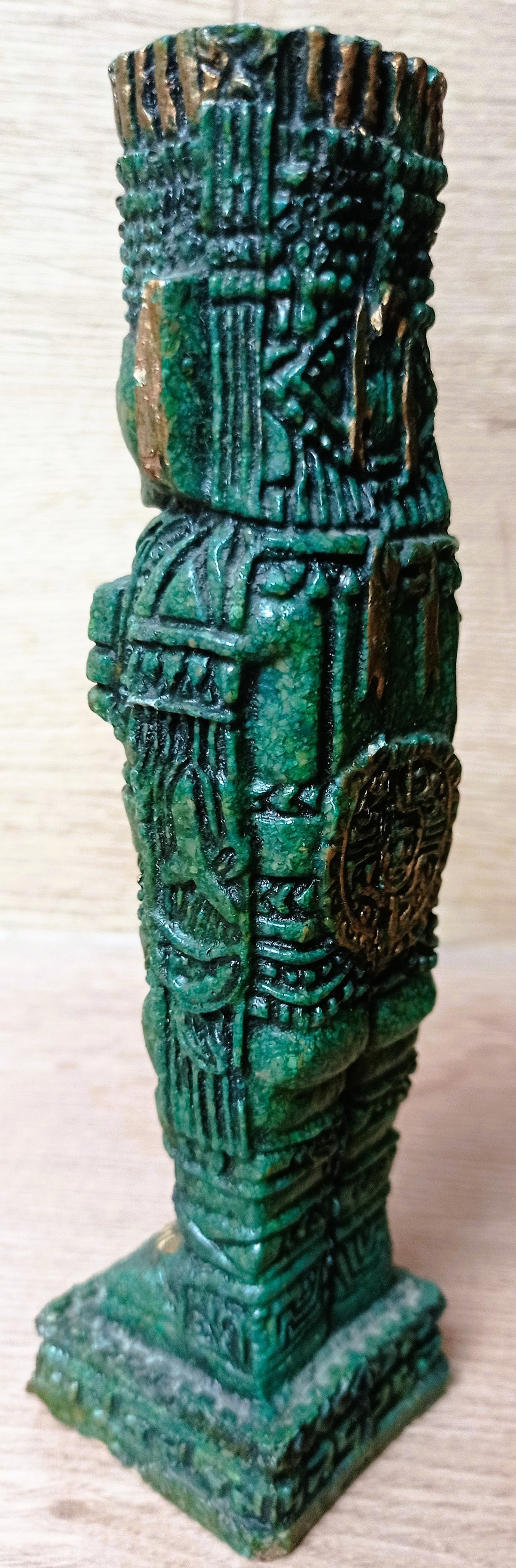 Atlante de Tula en Malachite – Guerrier Toltèque – Sculpture Mexique 19 cm