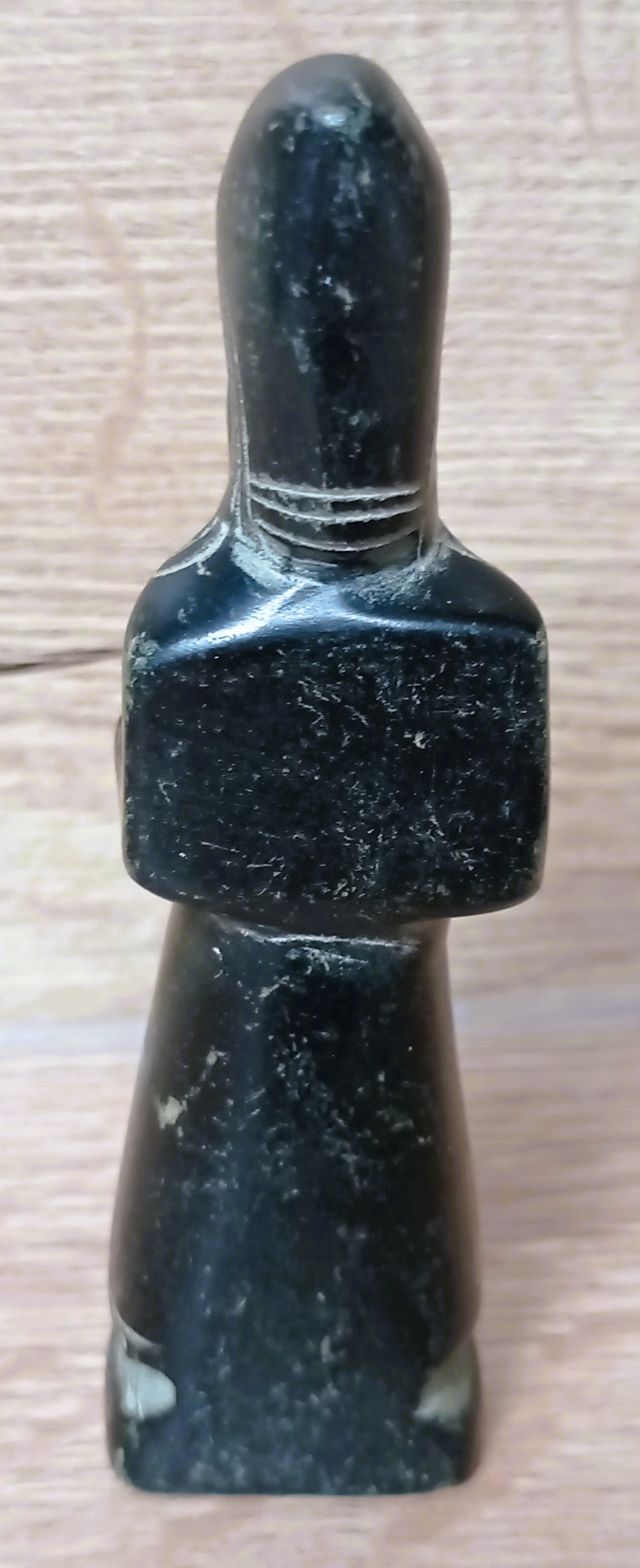 Statuette sumérienne en pierre – Orant de Mésopotamie inspiré de Gudéa – 11,5 cm
