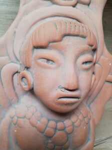Statuette féminine en terre cuite – Style Jalisco, Mexique – Art précolombien – 34 cm