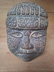 Tête olmèque en céramique – Sculpture style précolombien – Mexique – 19 cm