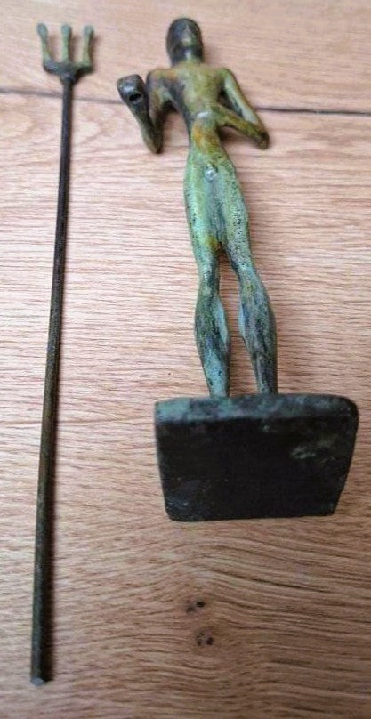 Poséidon au trident en bronze patiné – Sculpture inspirée de la Grèce antique – 24 cm