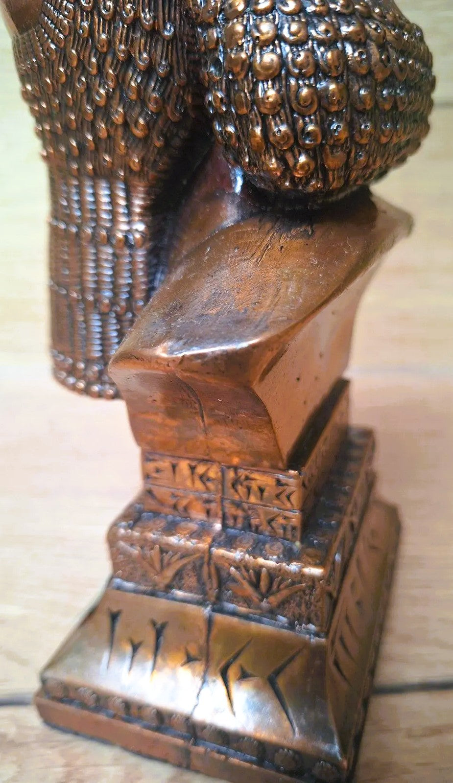 Buste de Darius Ier Souverain Antique, Statuette Style Achémenide Effet Bronze, 21cm