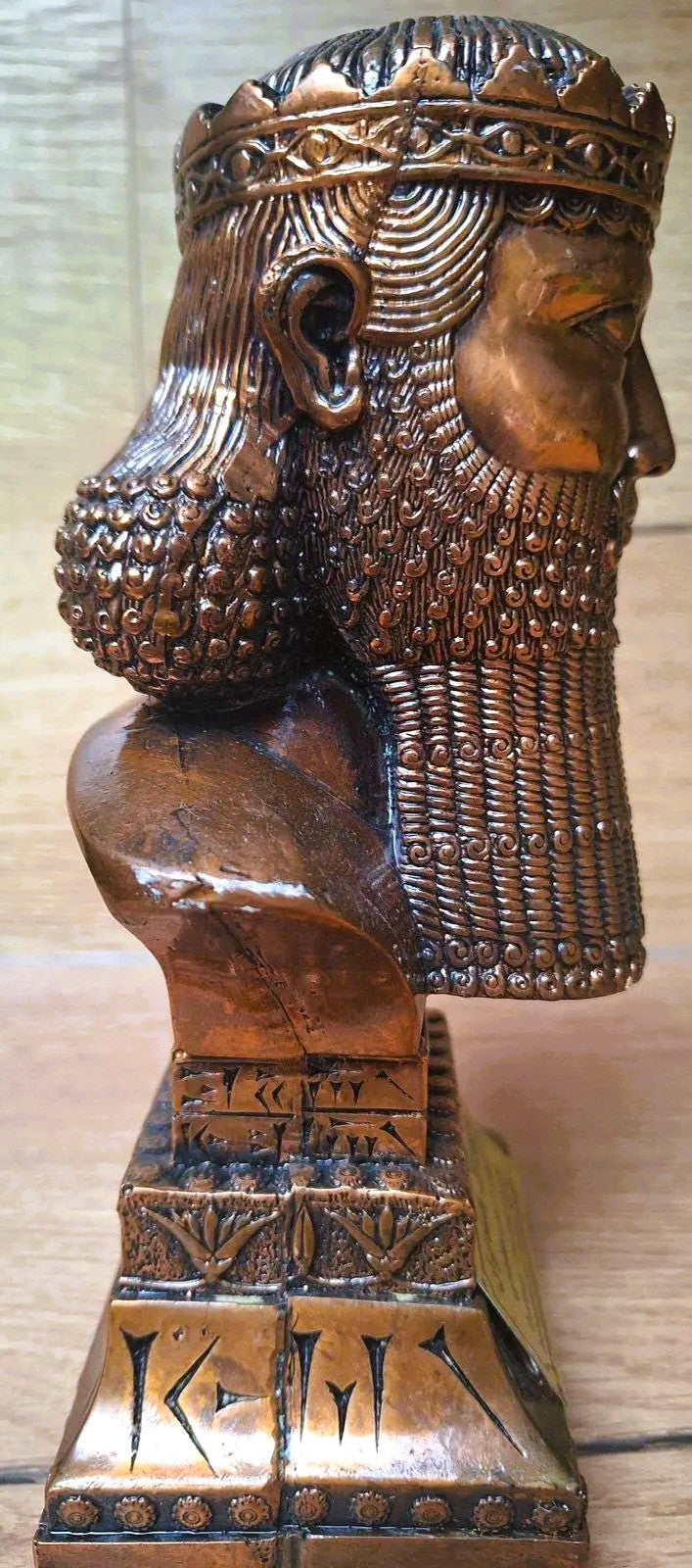 Buste de Darius Ier Souverain Antique, Statuette Style Achémenide Effet Bronze, 21cm