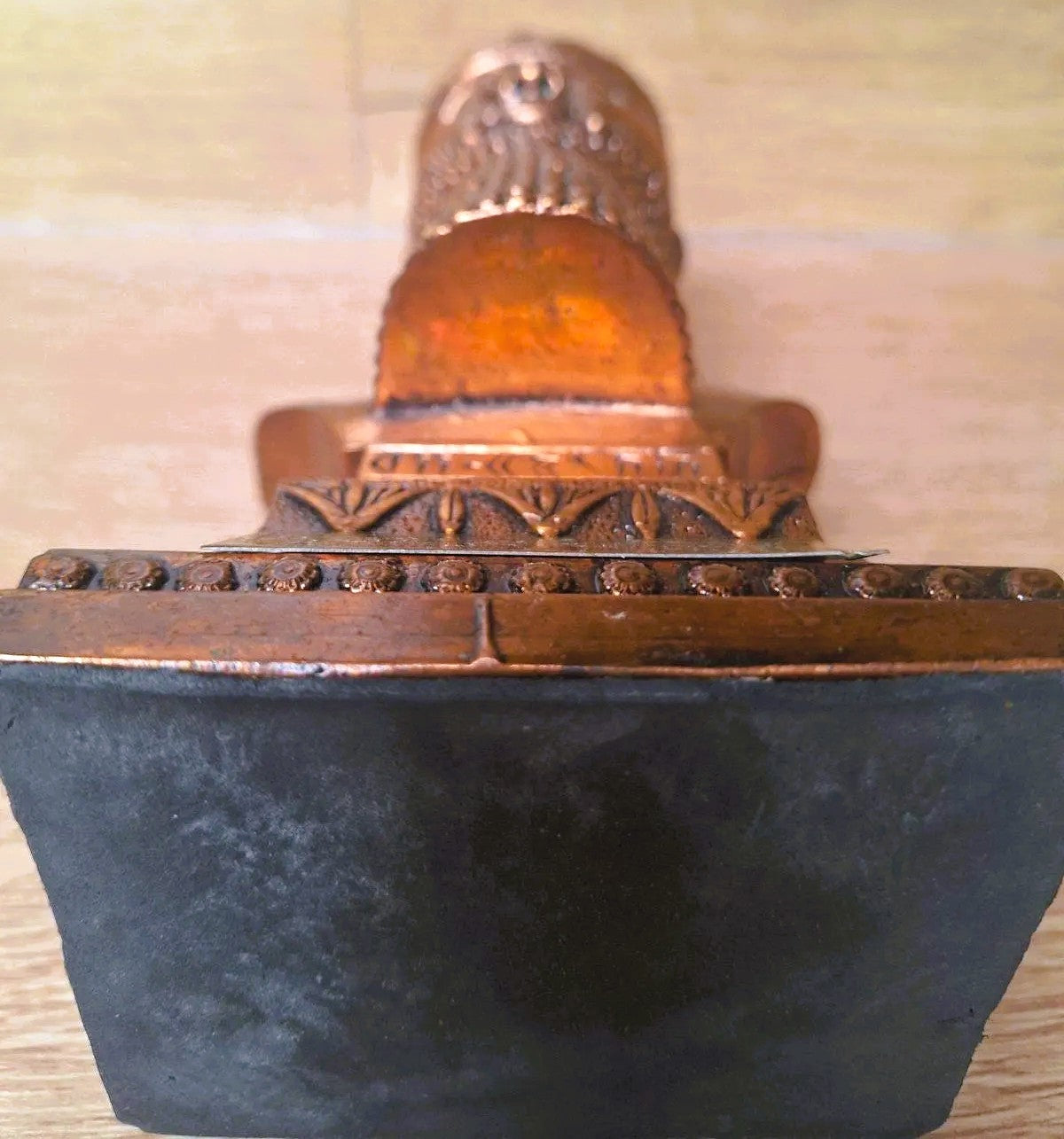 Buste de Darius Ier Souverain Antique, Statuette Style Achémenide Effet Bronze, 21cm